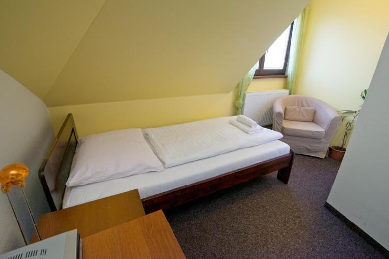 Hotel U Zlatého býka Písek Habitación foto
