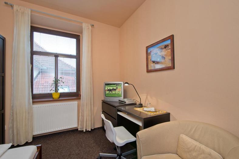 Hotel U Zlatého býka Písek Habitación foto
